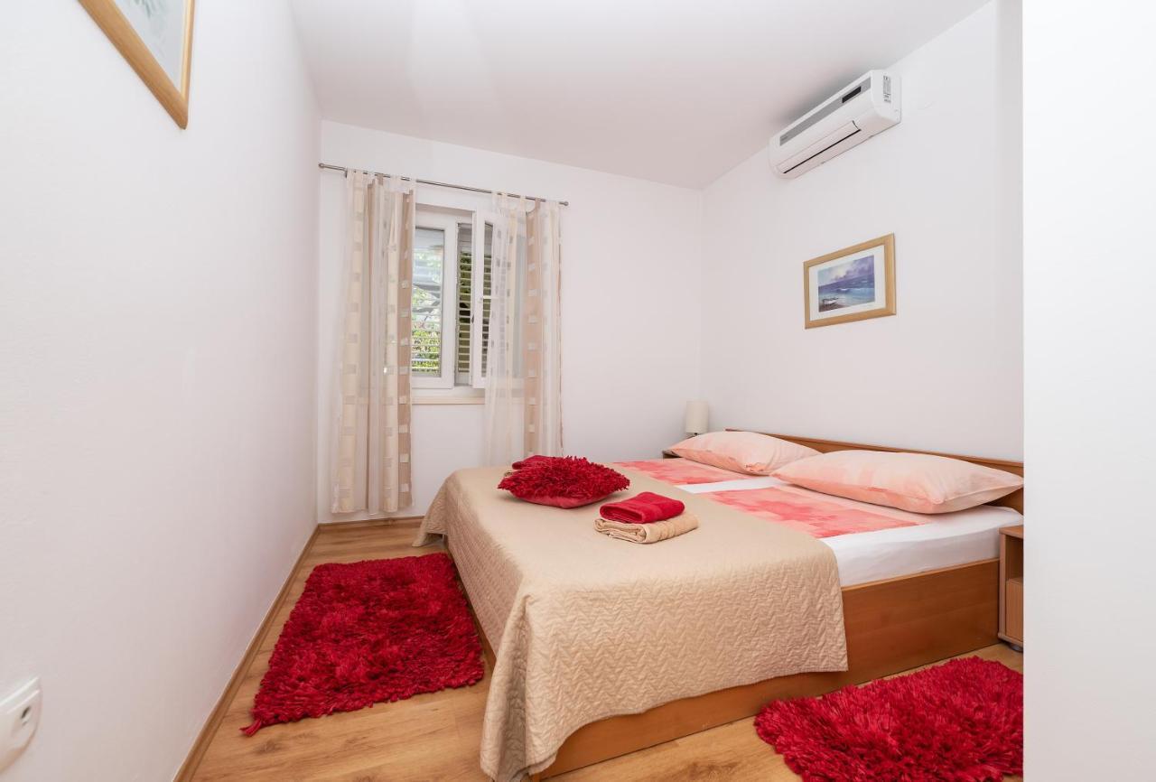 Apartman Karmen Makarska Exteriör bild